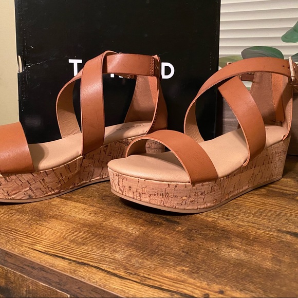 Torrid Sandals New In Box - Picture 6 of 10